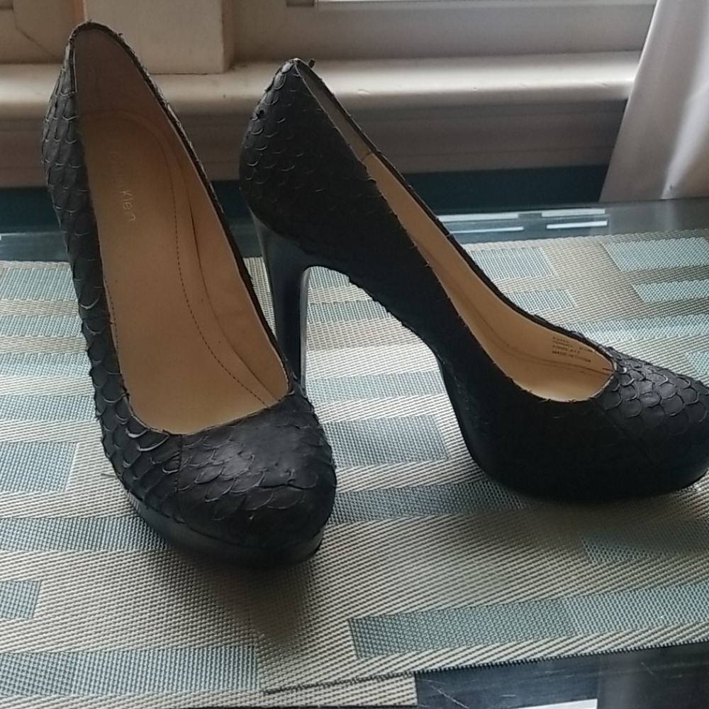 Calvin Klein  black  faux snake pumps